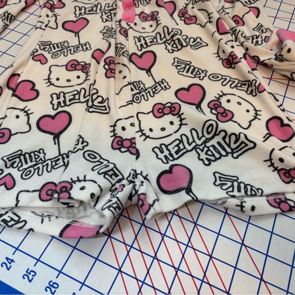 Forever 21 Hello Kitty Pajama Romper – Size M - Picture 9 of 11